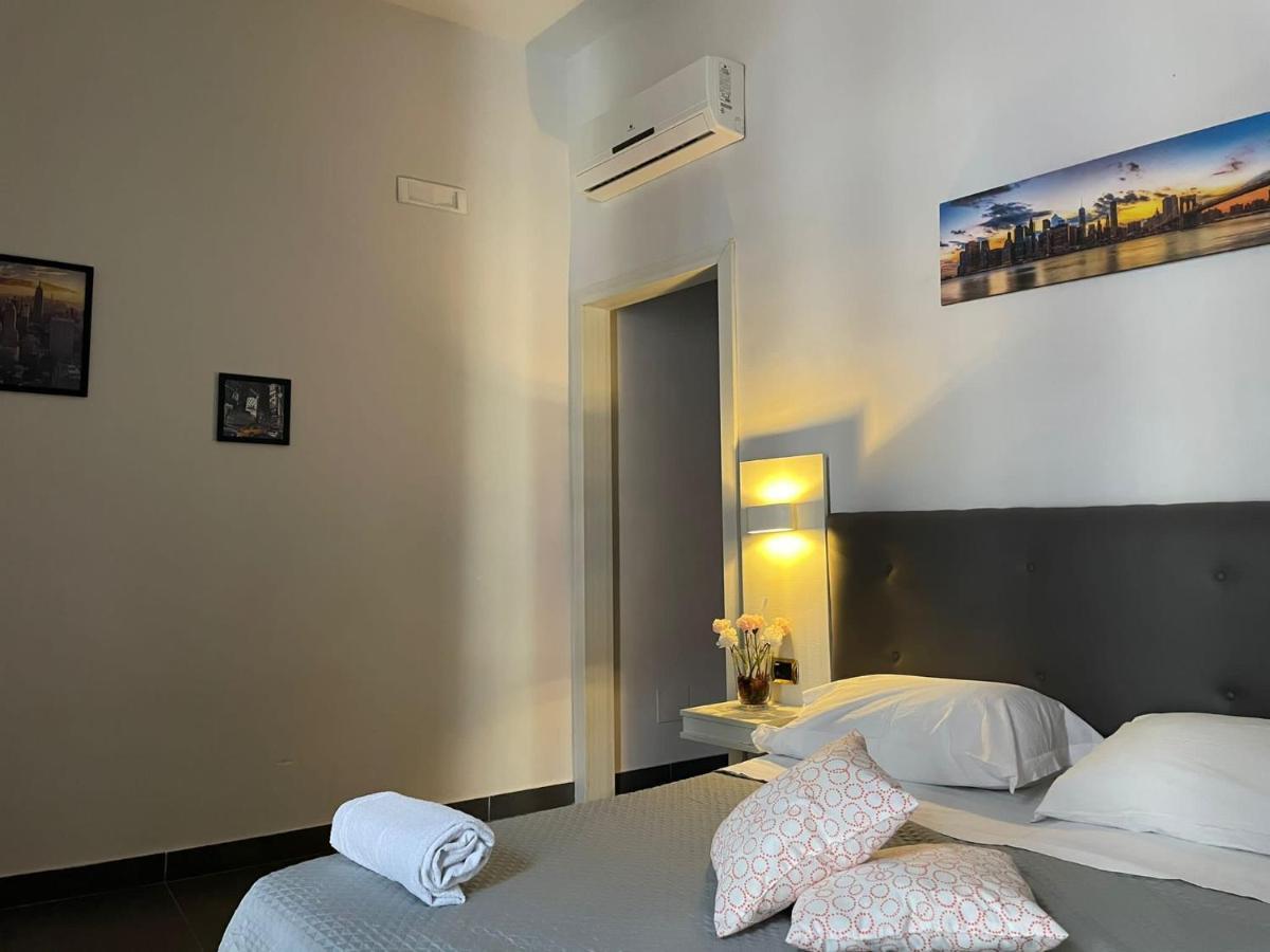 Hotel Poerio Napoli Exterior foto