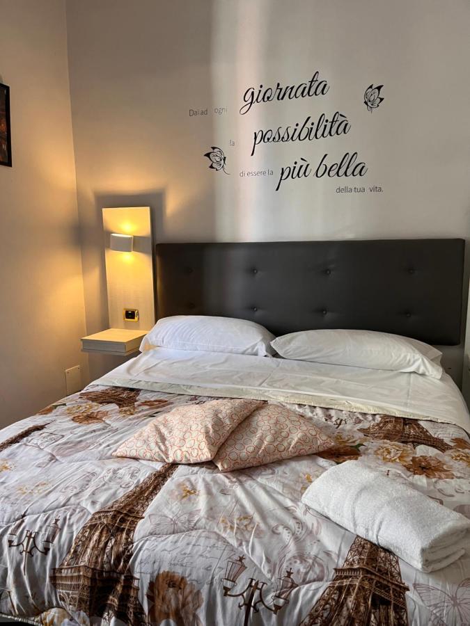 Hotel Poerio Napoli Exterior foto